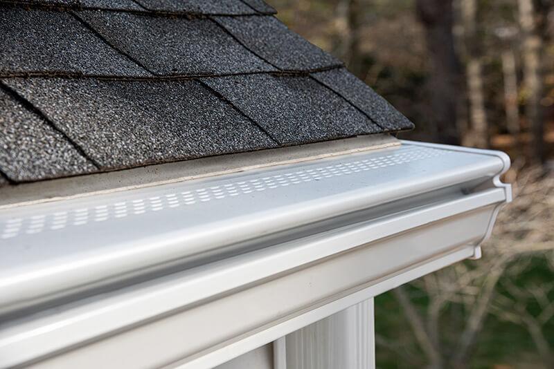 Gutter installation in Hialeah